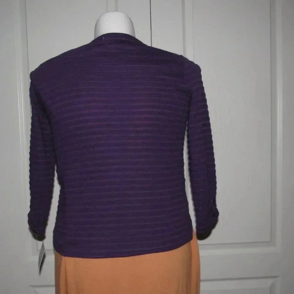 NWT LIZ CLAIBORNE Long Sleeve Crew Neck Purple Sweater Size PM (Petite Medium) - Picture 3 of 6